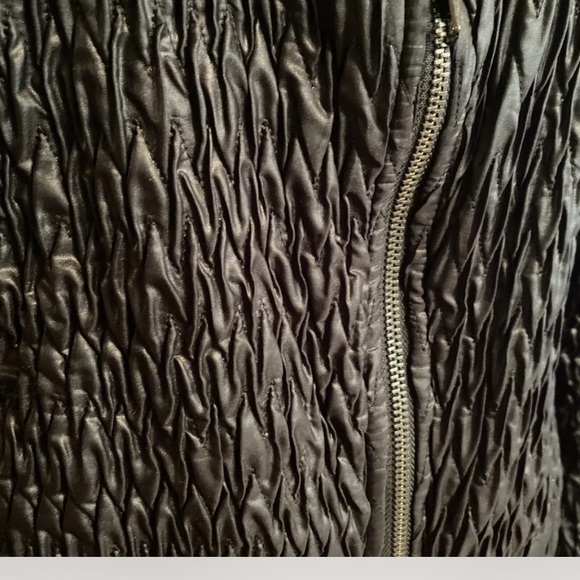 Katherine Barclay Black Ruched  Short Jacket Coat Size M - Picture 5 of 8